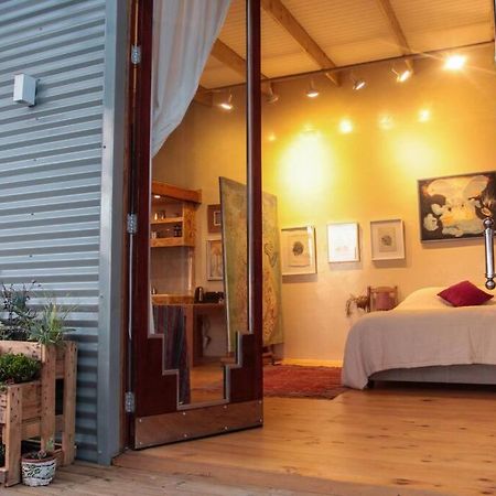 Quirky Eco-Friendly Artist Studio Cape Town Exterior photo